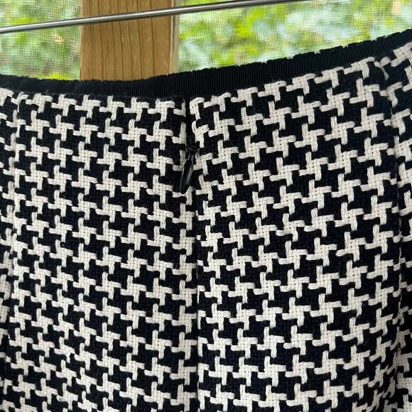 Talbots Black And White Tweed Mini Skirt Fringe Trim Size 2P - Picture 5 of 9